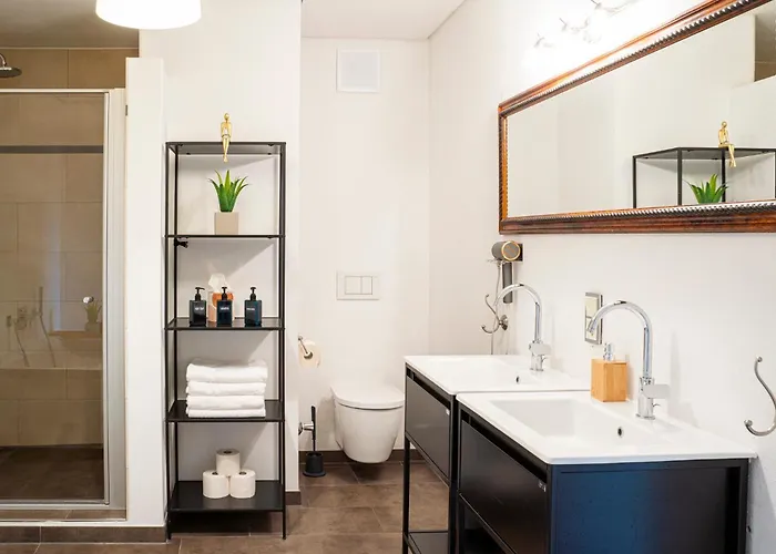 Lägenhet 130m2 Loft - Balkon, Smart Tv, Badewanne, Kaffee